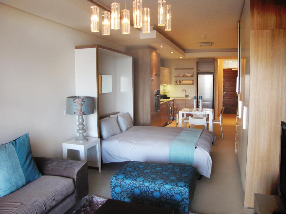 Crystal Towers Luxury Apartments By Century City Letting Cape Town Exterior photo
