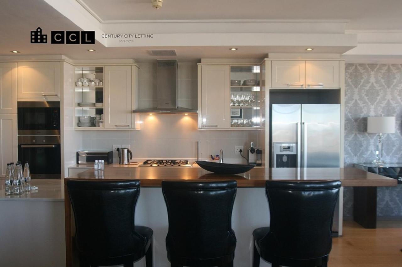 Crystal Towers Luxury Apartments By Century City Letting Cape Town Exterior photo
