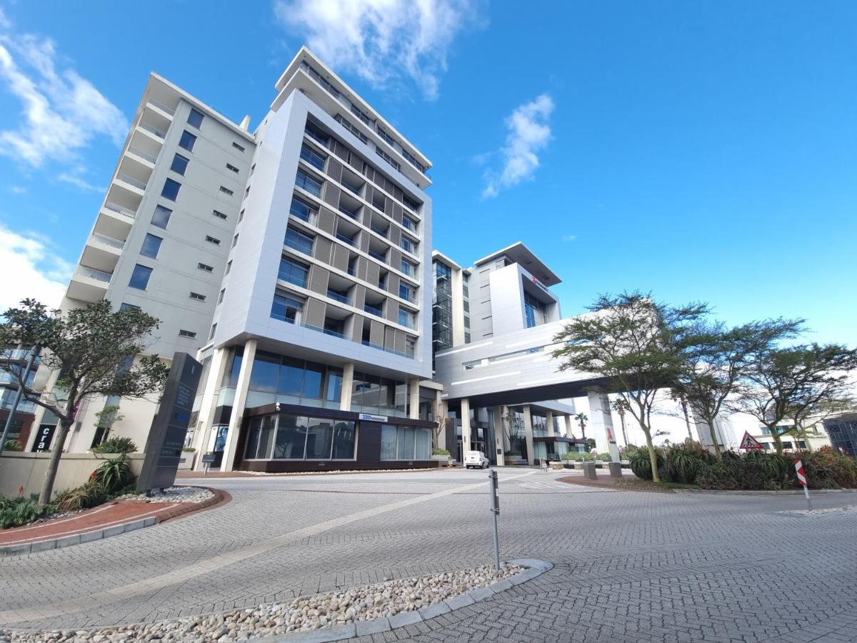 Crystal Towers Luxury Apartments By Century City Letting Cape Town Exterior photo